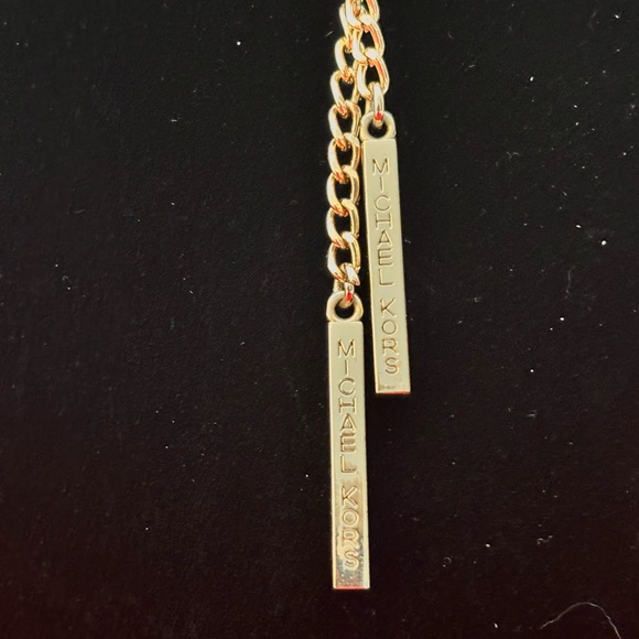 MICHAEL KORS GOLD TONE WRAP CHAIN WITH TWO BARS EMBOSSED MICHAEL KORS 42”LONG - Picture 3 of 10